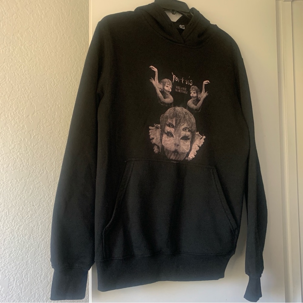 Melanie Martinez Portals Trilogy Tour black and pink hoodie